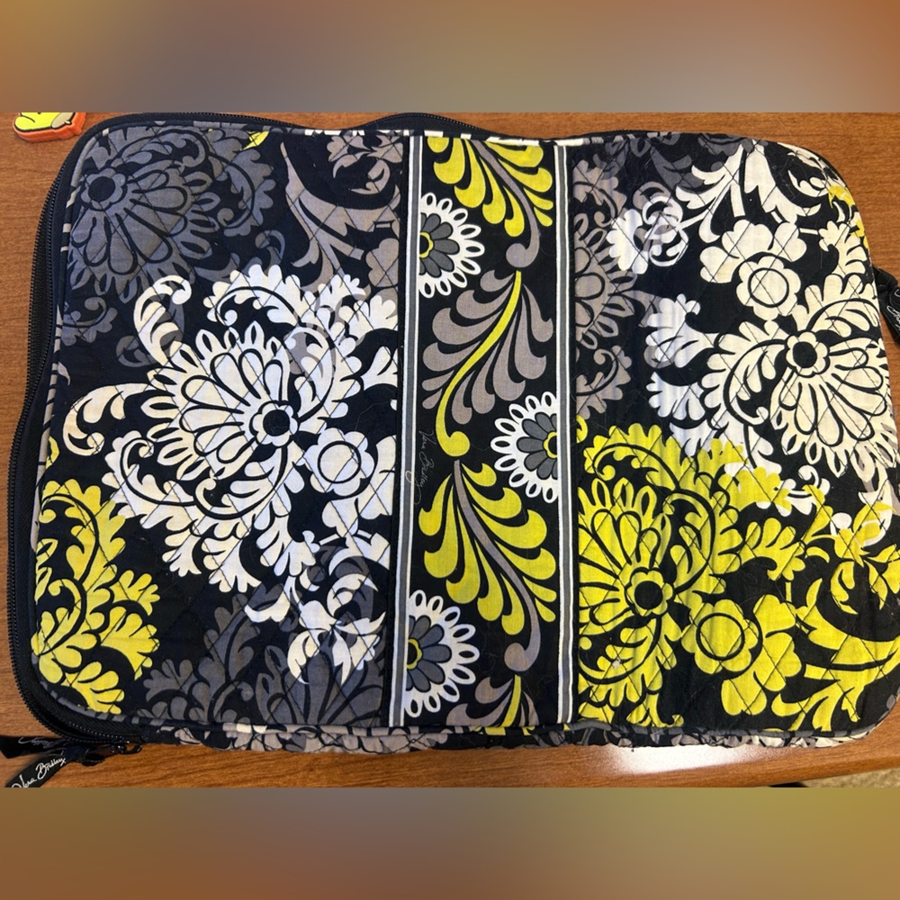 Vera Bradley Baroque laptop case